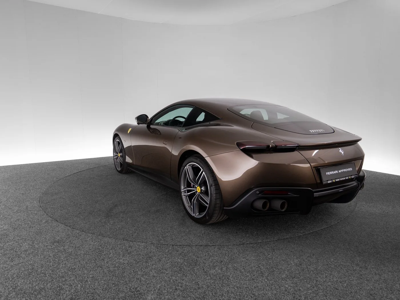 2021 Ferrari Roma angeboten von einem Fachhändler in Singen, Deutschland, Foto 7 von 15