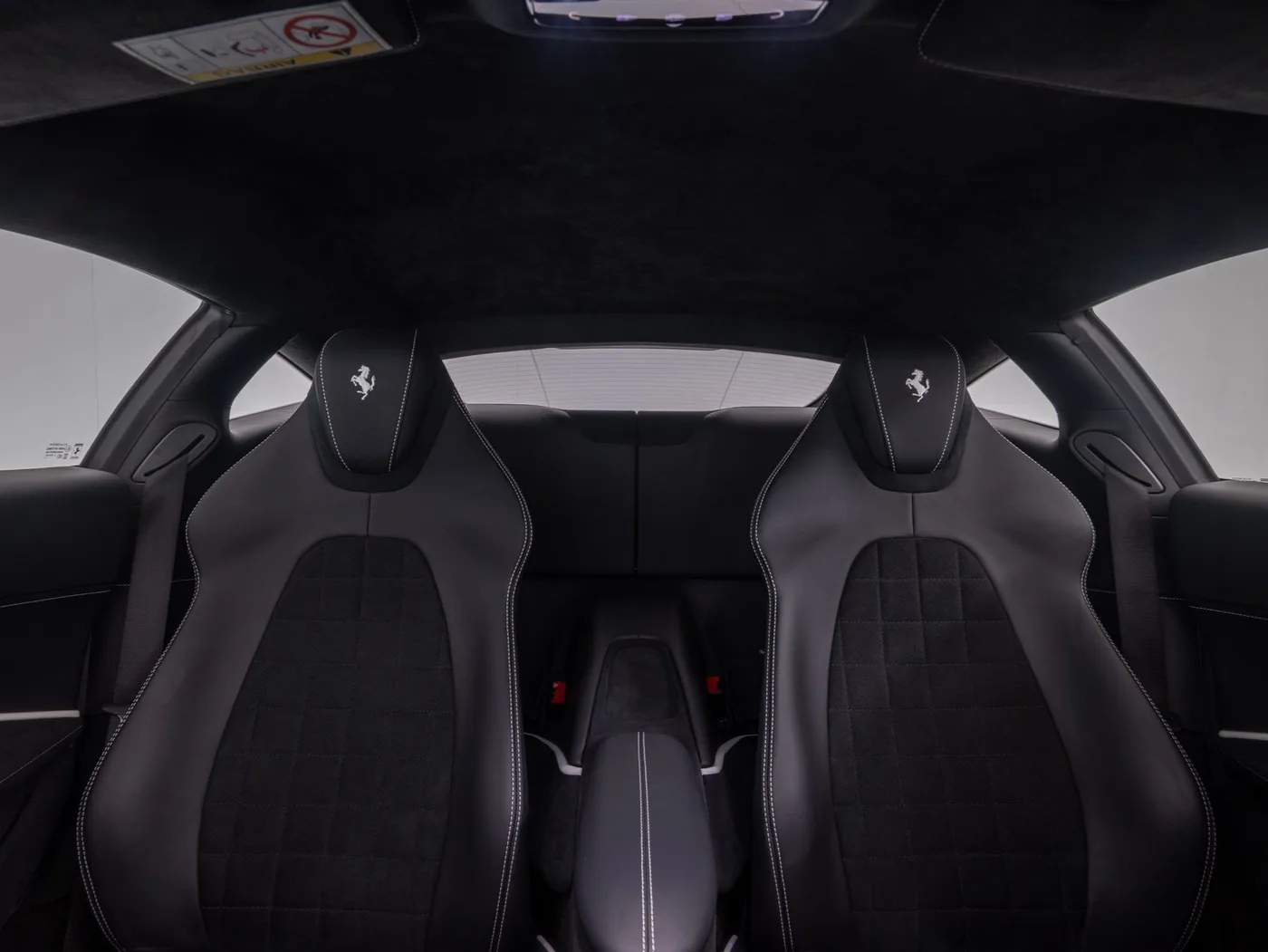 2021 Ferrari Roma angeboten von einem Fachhändler in Singen, Deutschland, Foto 10 von 15