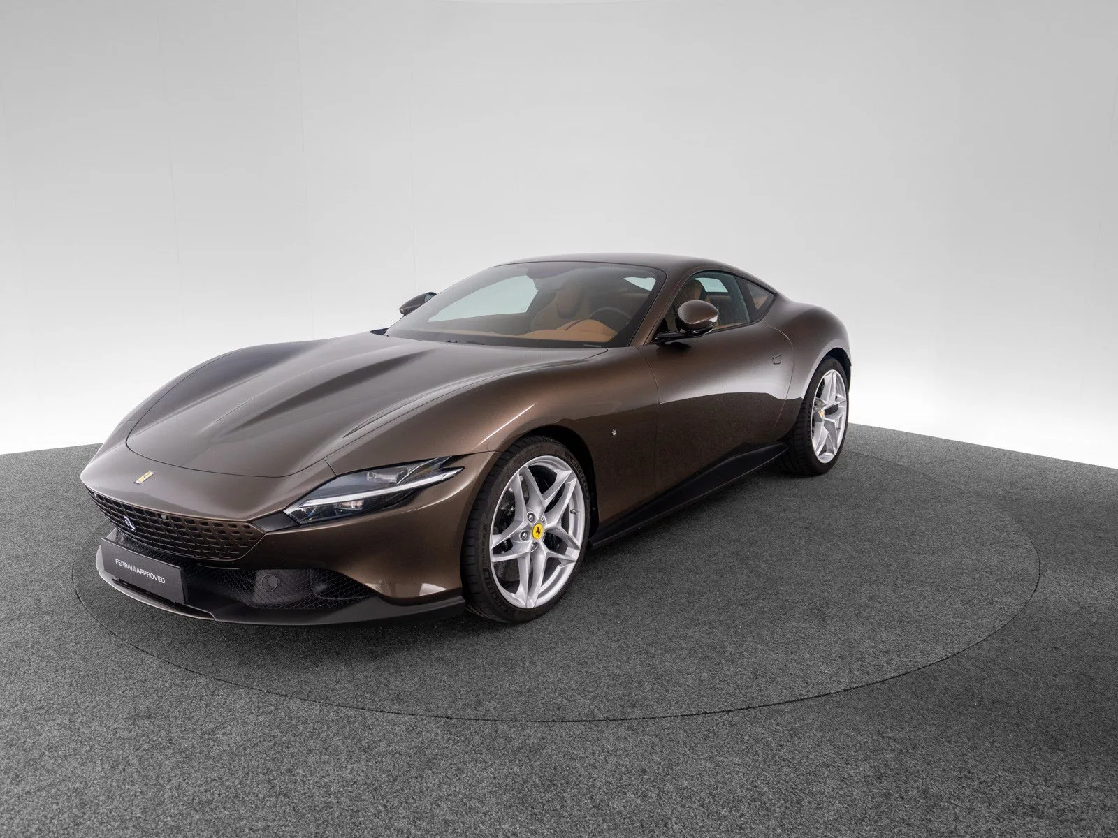 2021 Ferrari Roma offered by a specialist dealer in Singen, Germany, main photo