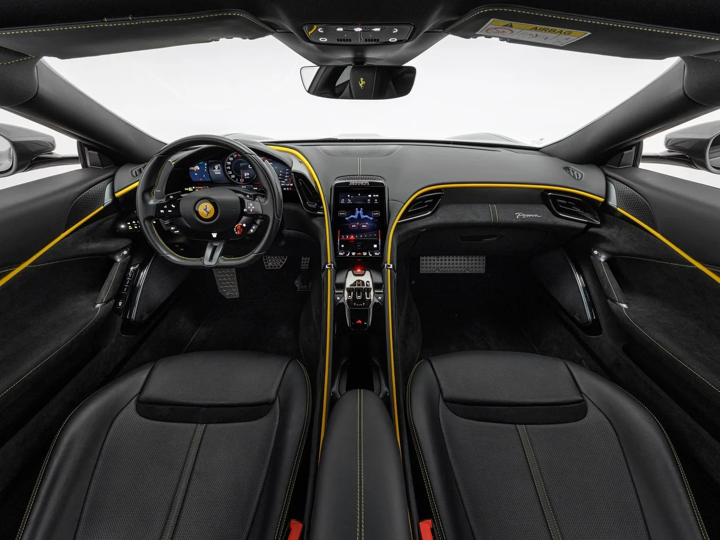 2021 Ferrari Roma offered by a specialist dealer in Böblingen, Germany, photo 4 of 15