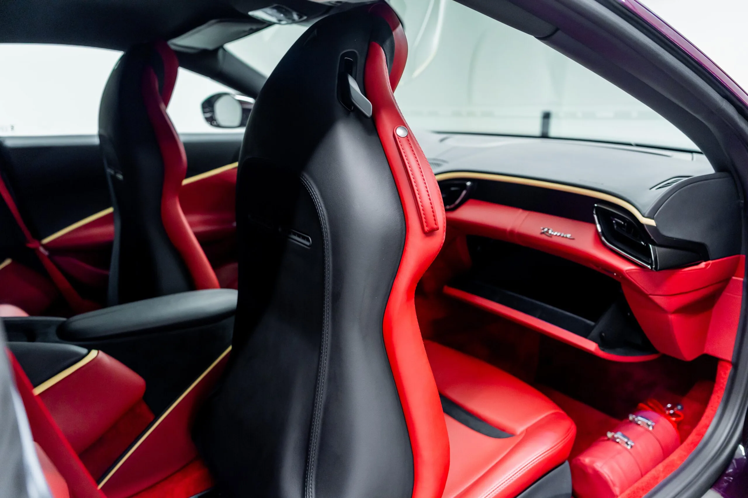 2021 Ferrari Roma, 14/20