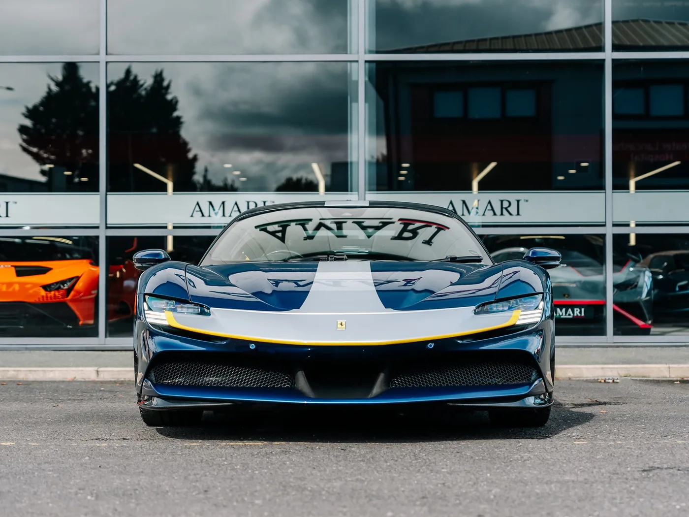 2021 Ferrari SF90 Stradale Assetto Fiorano angeboten von einem Supersportwagenhändler in Preston, Vereinigtes Königreich, Foto 4 von 25