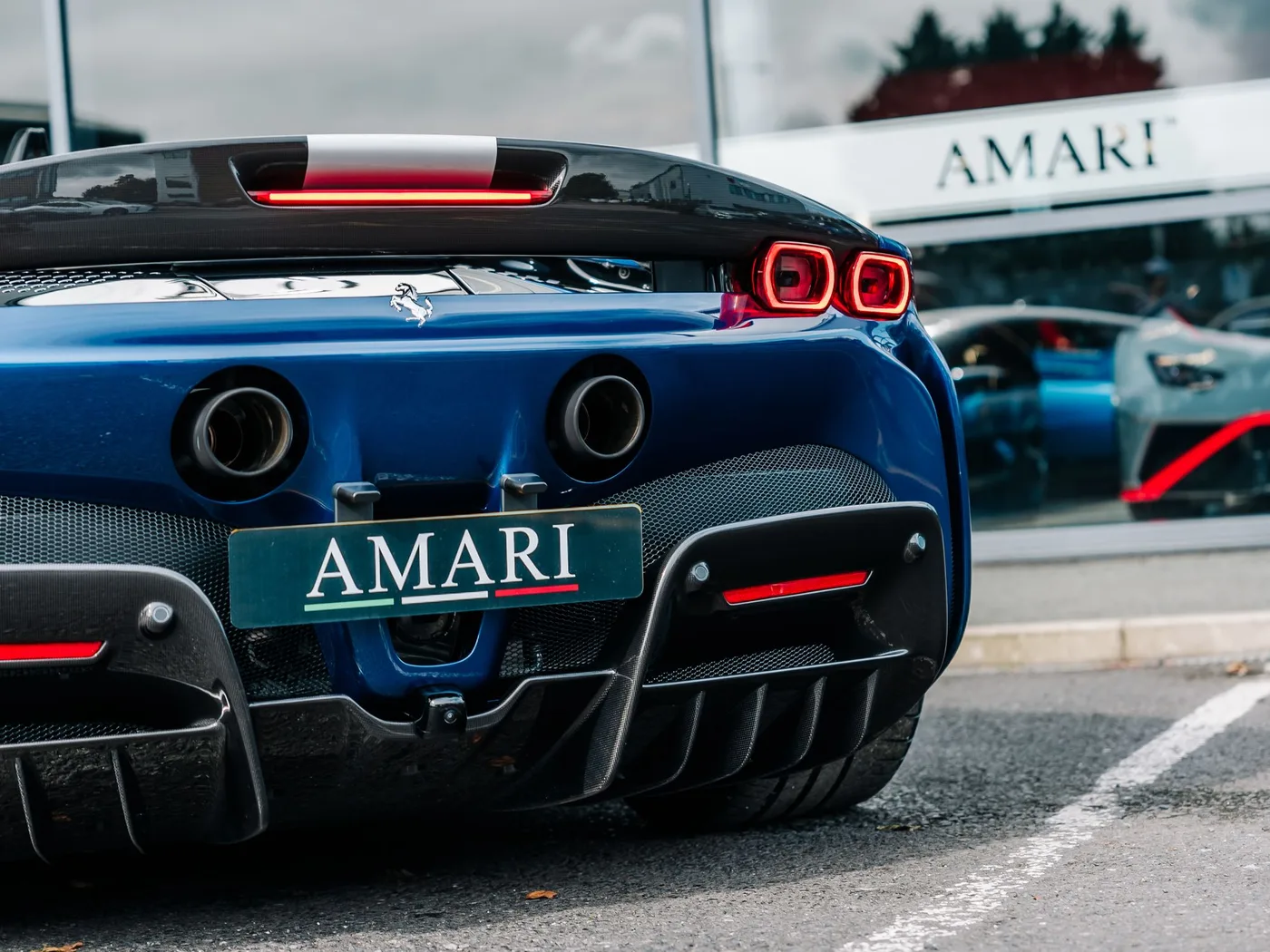 2021 Ferrari SF90 Stradale Assetto Fiorano angeboten von einem Supersportwagenhändler in Preston, Vereinigtes Königreich, Foto 13 von 25
