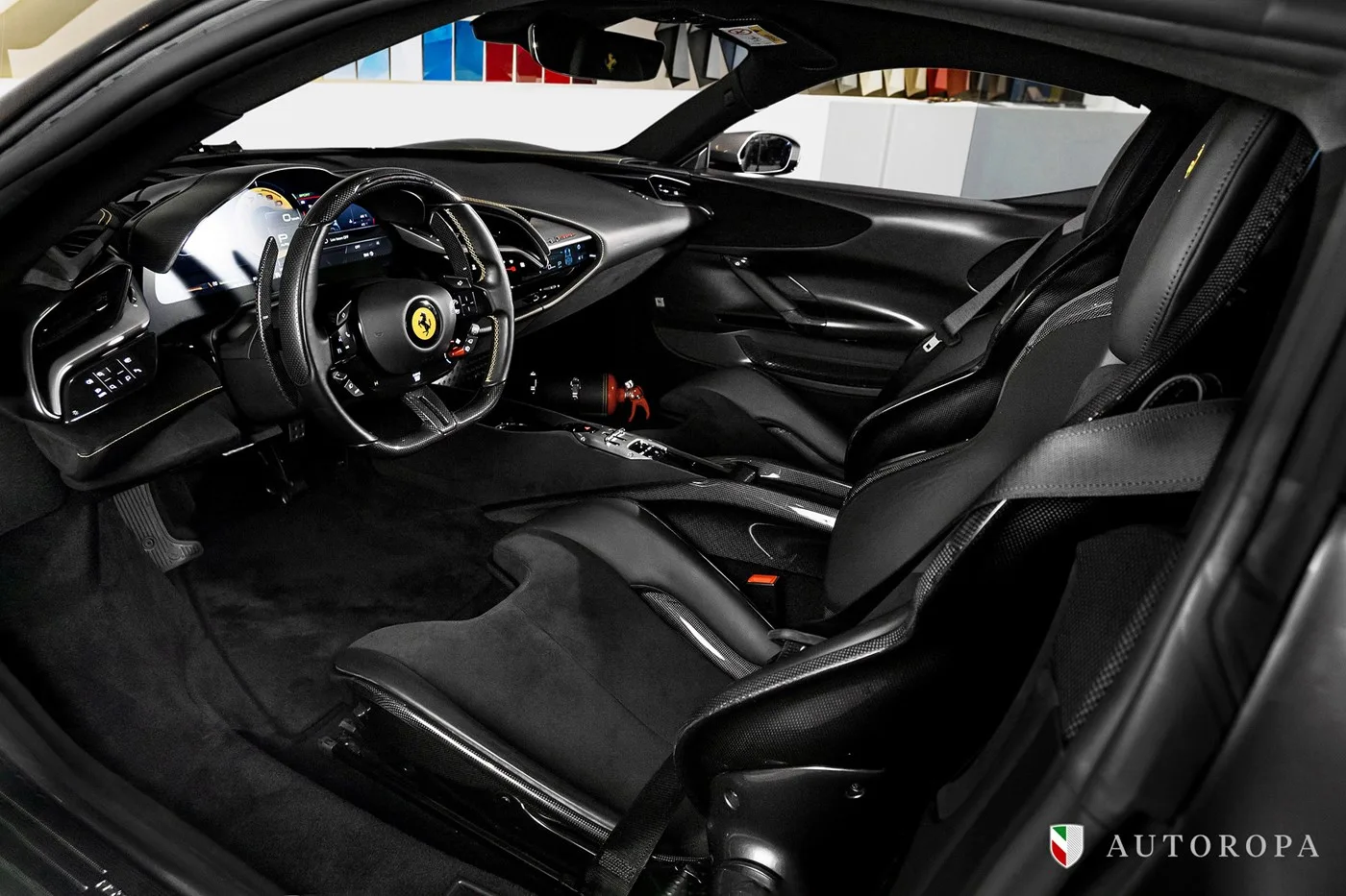 2021 Ferrari SF90 Stradale Assetto Fiorano proposée par un concessionnaire agréé Ferrari et Maserati à Arlöv, Suède, photo 6 sur 10