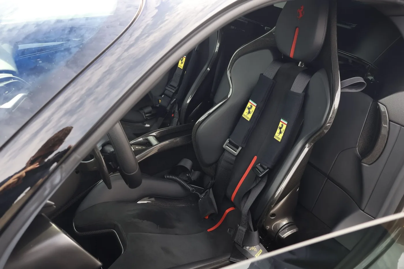 2021 Ferrari SF90 Stradale Assetto Fiorano offered by a supercar dealer in Zibido San Giacomo, Italy, photo 9 of 19