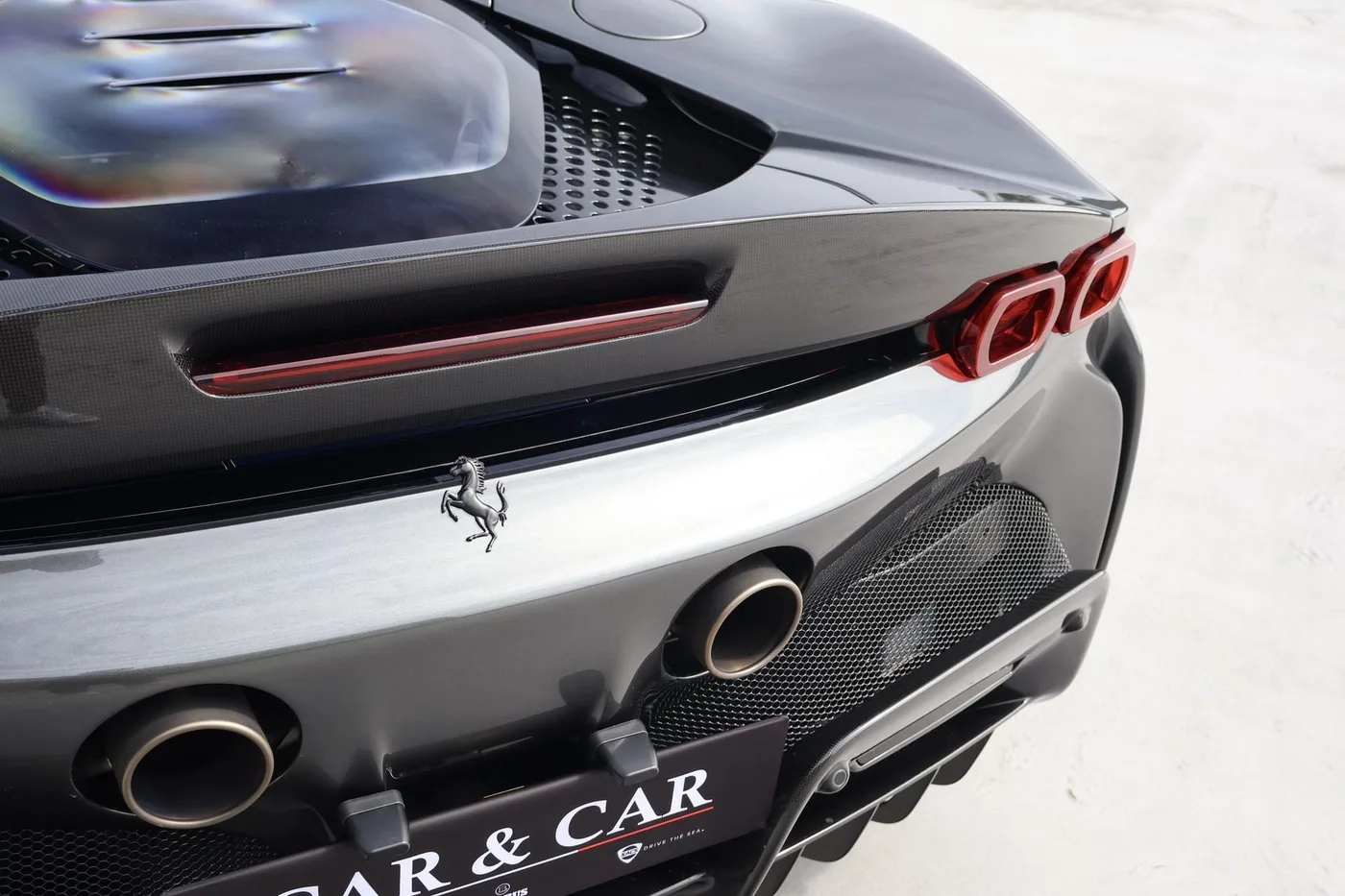 2021 Ferrari SF90 Stradale Assetto Fiorano offered by a supercar dealer in Zibido San Giacomo, Italy, photo 16 of 19