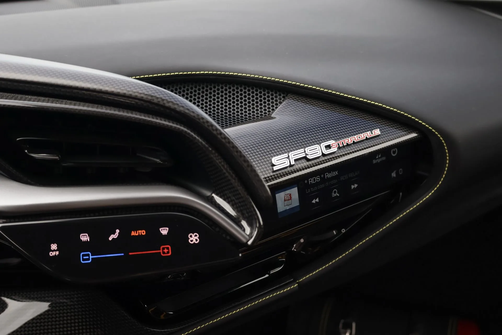 2021 Ferrari SF90 Stradale Assetto Fiorano, 9/22