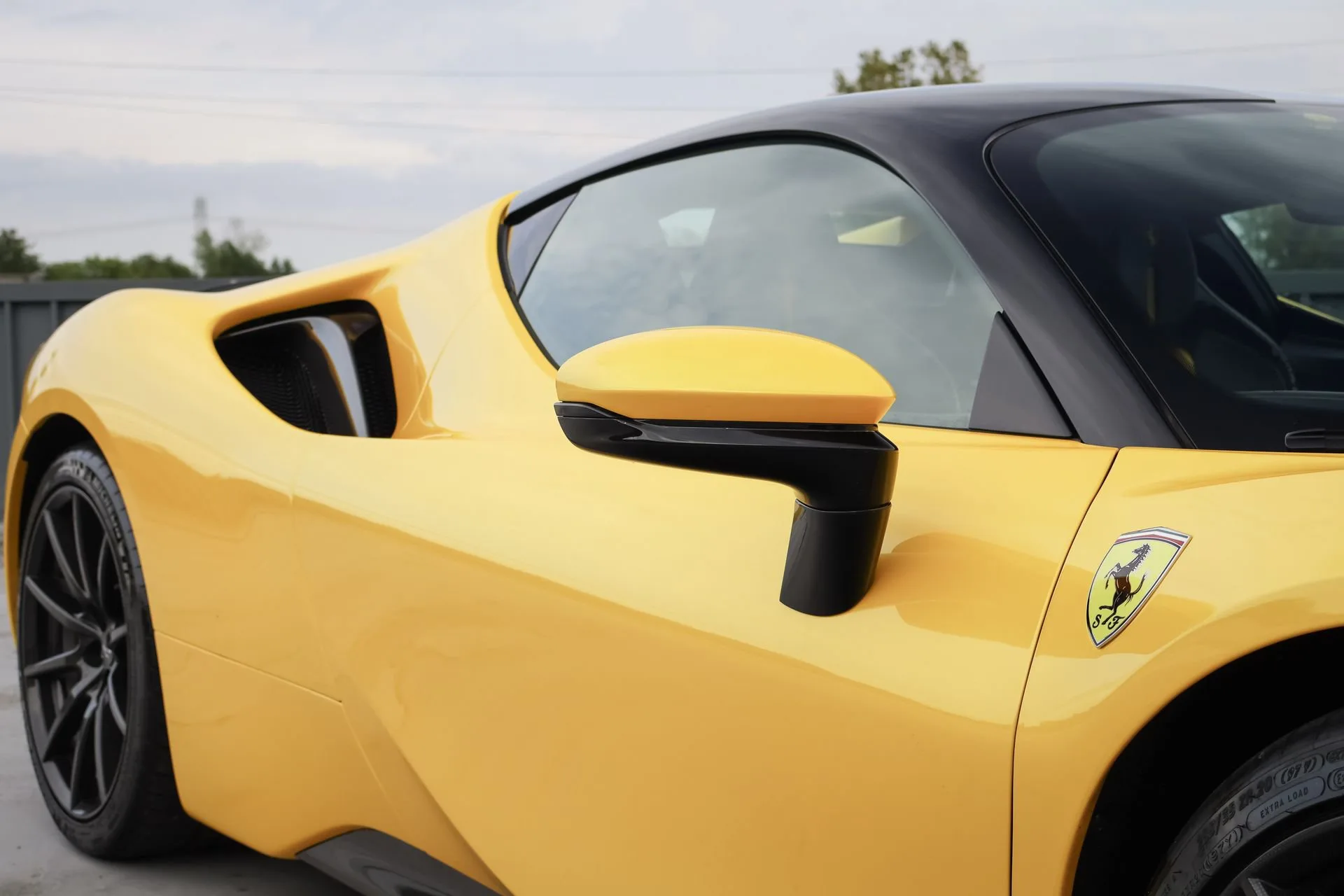 2021 Ferrari SF90 Stradale Assetto Fiorano, 20/22