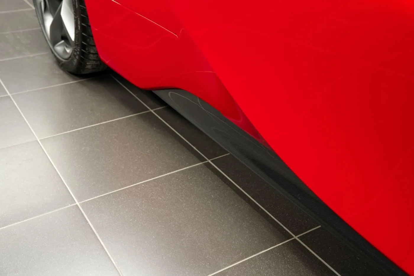 2021 Ferrari SF90 Stradale Assetto Fiorano proposée par un concessionnaire spécialisé à Putzbrunn, Allemagne, photo 10 sur 15