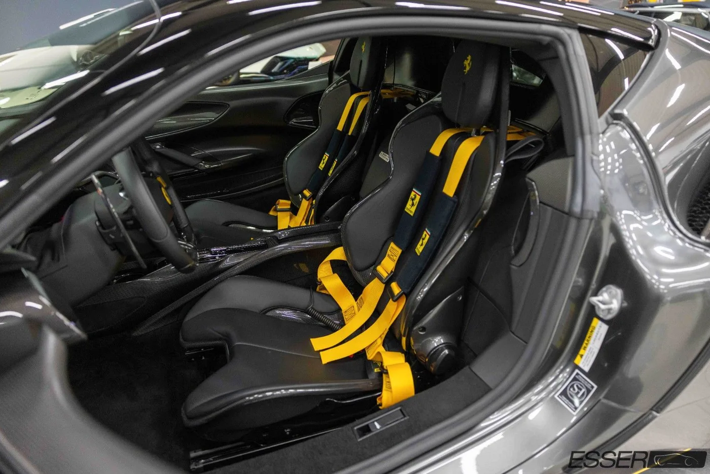 2021 Ferrari SF90 Stradale Assetto Fiorano angeboten von einem Fachhändler in Alsdorf, Deutschland, Foto 6 von 10