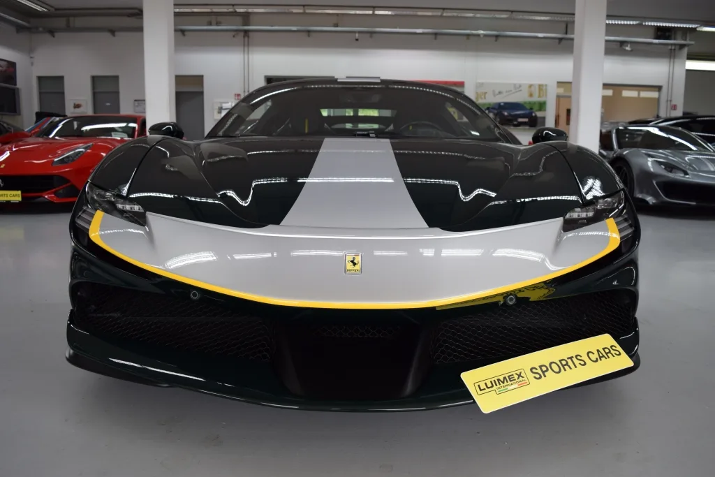 2021 Ferrari SF90 Stradale Assetto Fiorano, 17/28