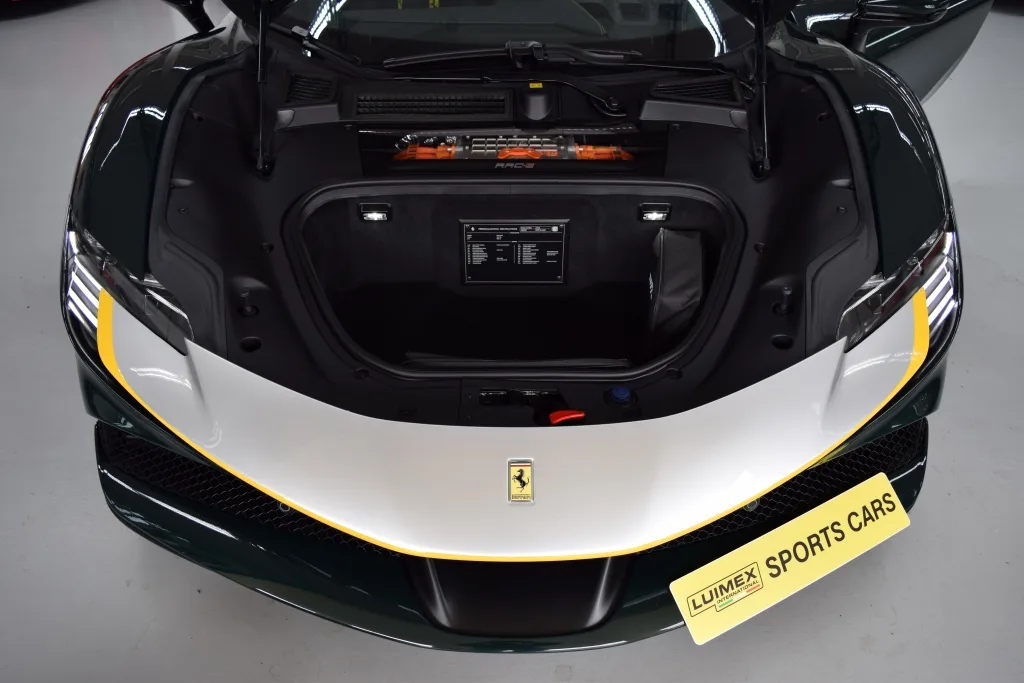 2021 Ferrari SF90 Stradale Assetto Fiorano, 26/28