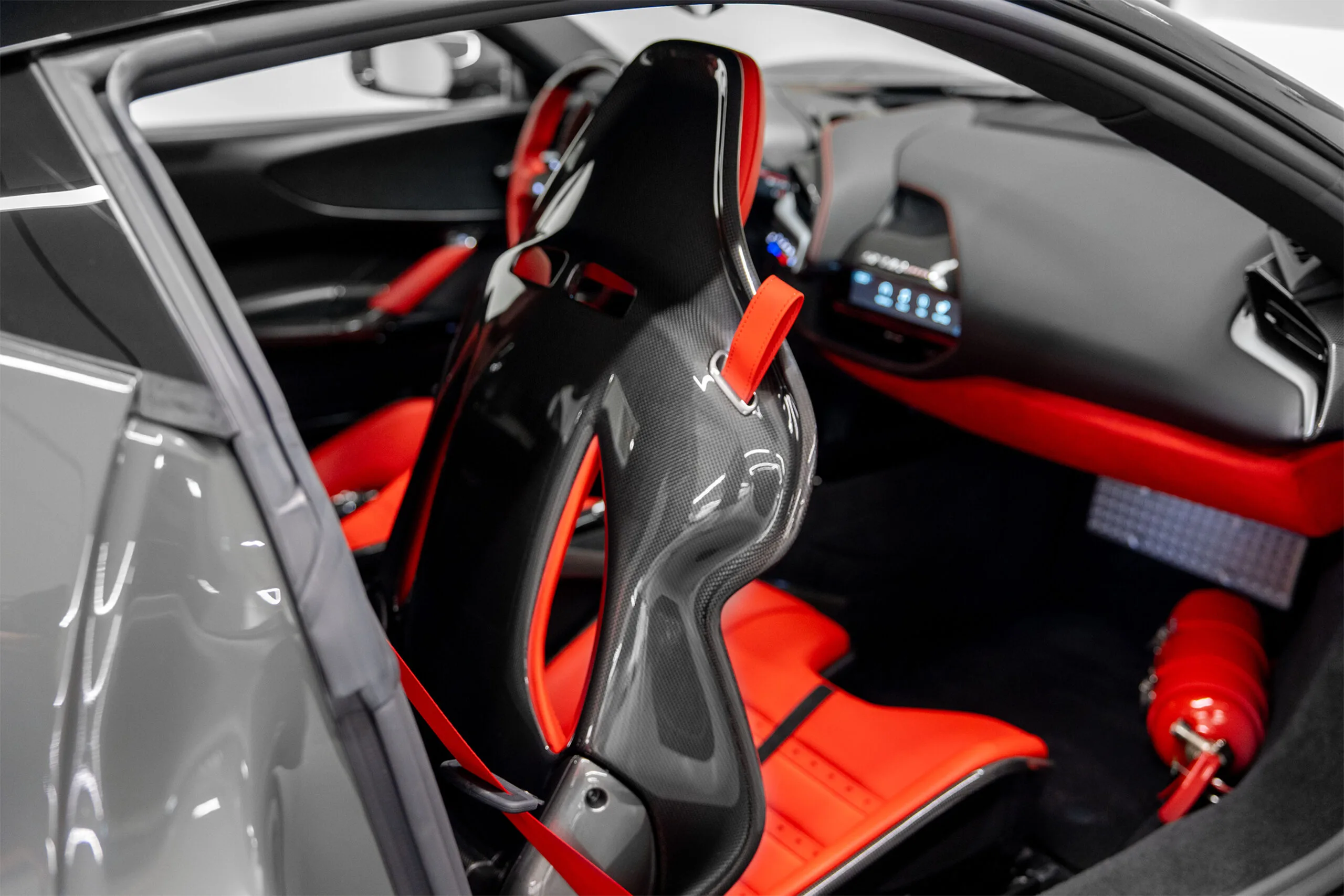 2021 Ferrari SF90 Stradale Assetto Fiorano, 15/20