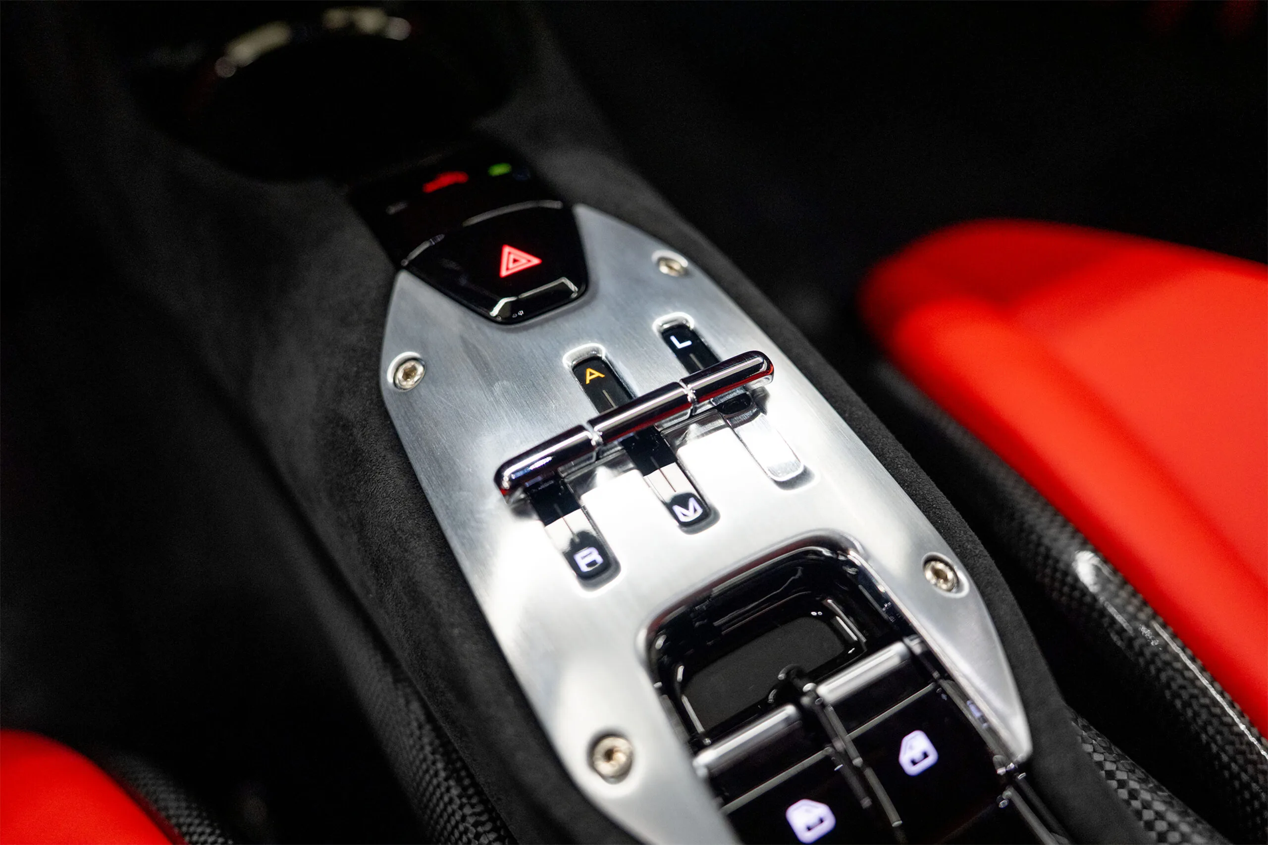 2021 Ferrari SF90 Stradale Assetto Fiorano, 19/20