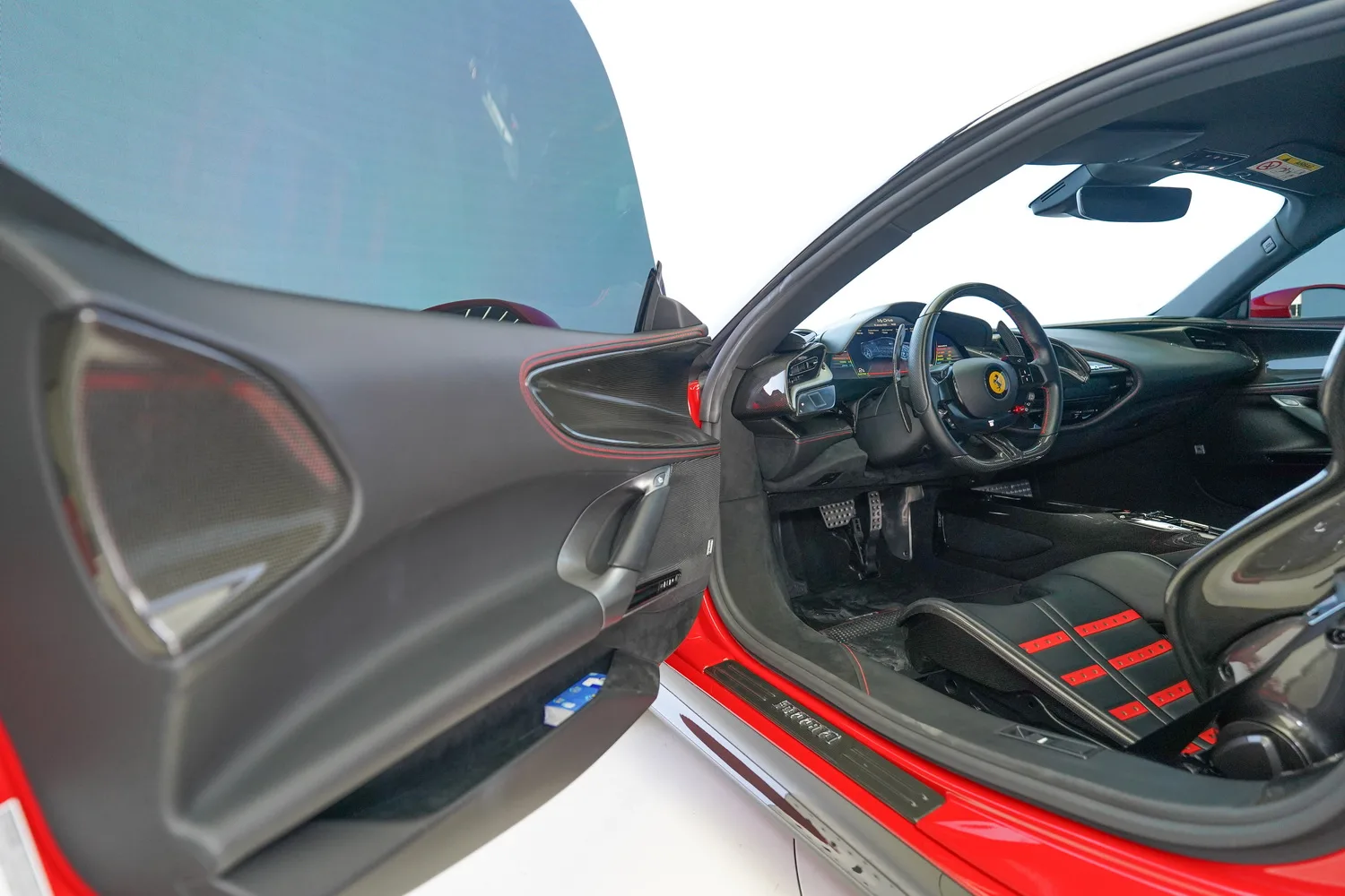 2021 Ferrari SF90 Stradale, 2/18