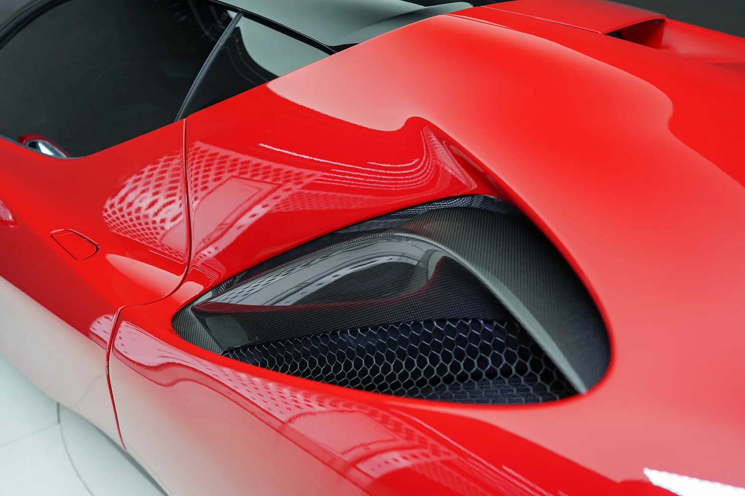 2021 Ferrari SF90 Stradale, 11/18