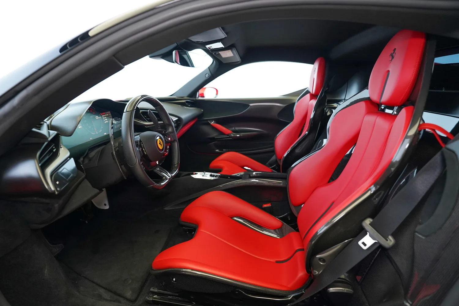 2021 Ferrari SF90 Stradale Assetto Fiorano, 18/20