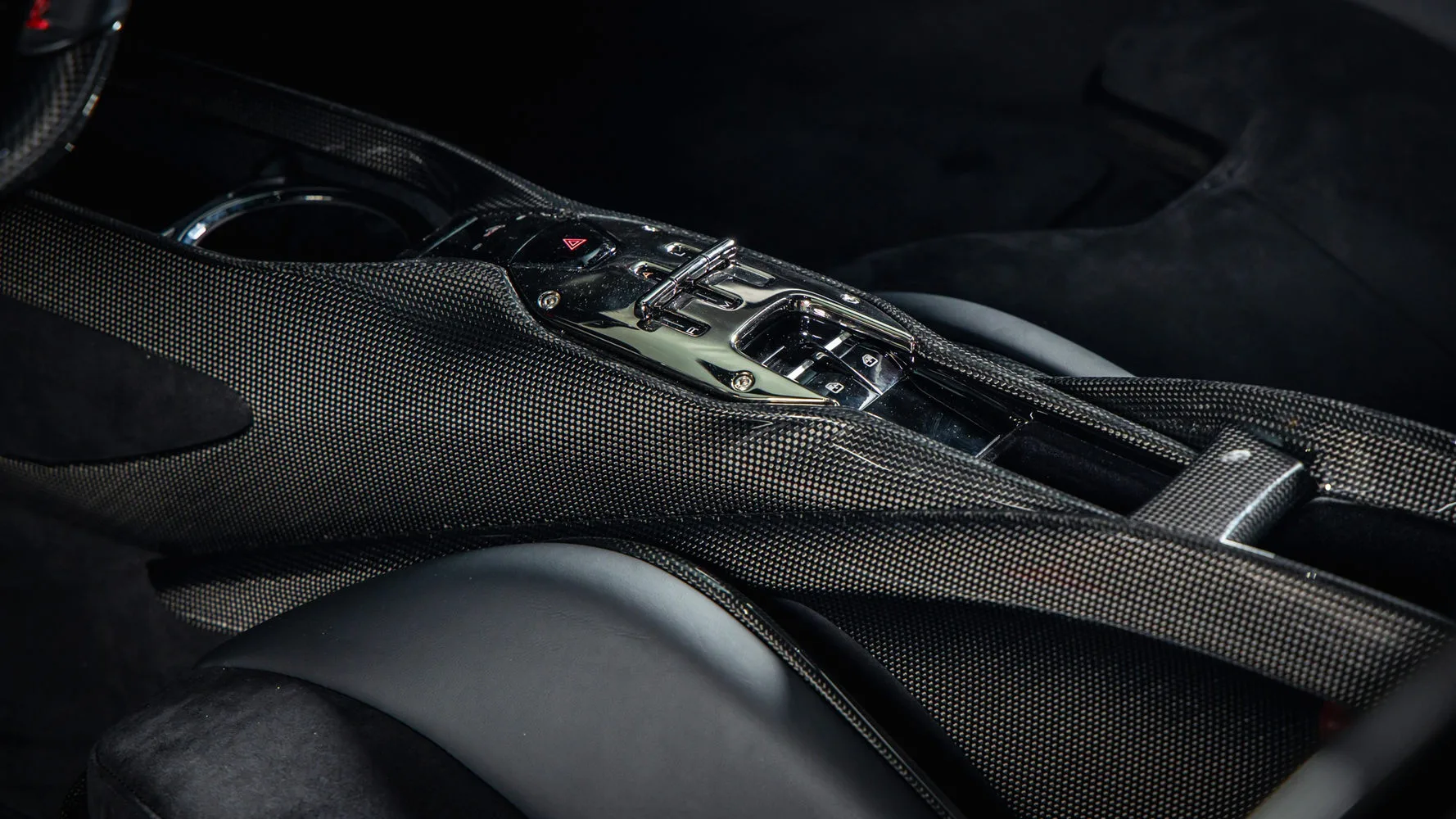 2021 Ferrari SF90 Stradale, 9/30