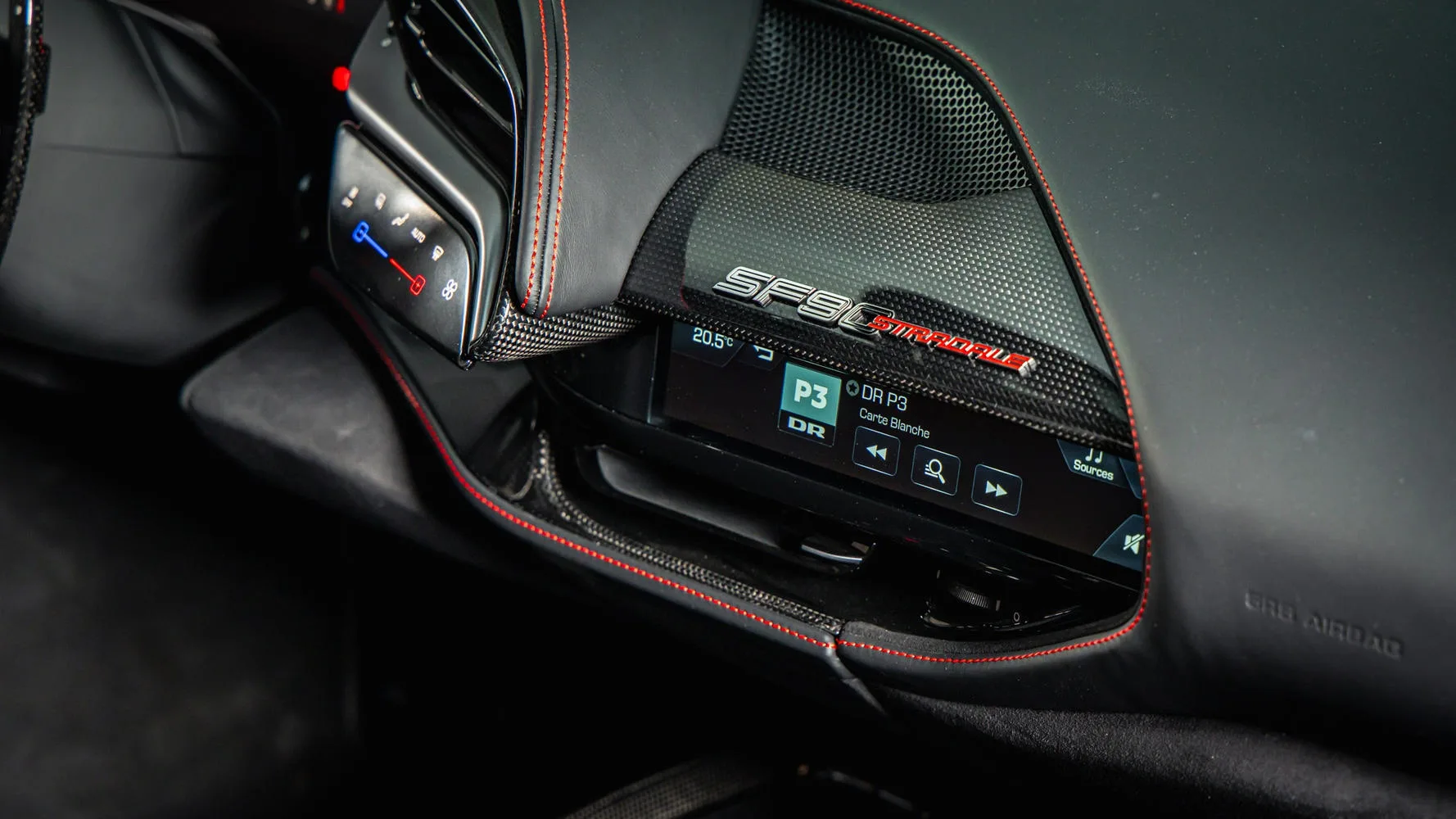 2021 Ferrari SF90 Stradale, 15/30