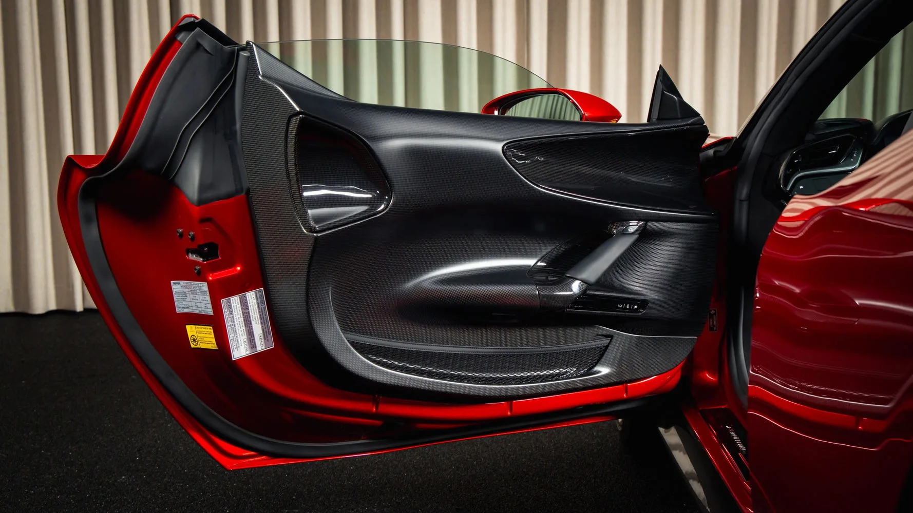 2021 Ferrari SF90 Stradale, 22/30