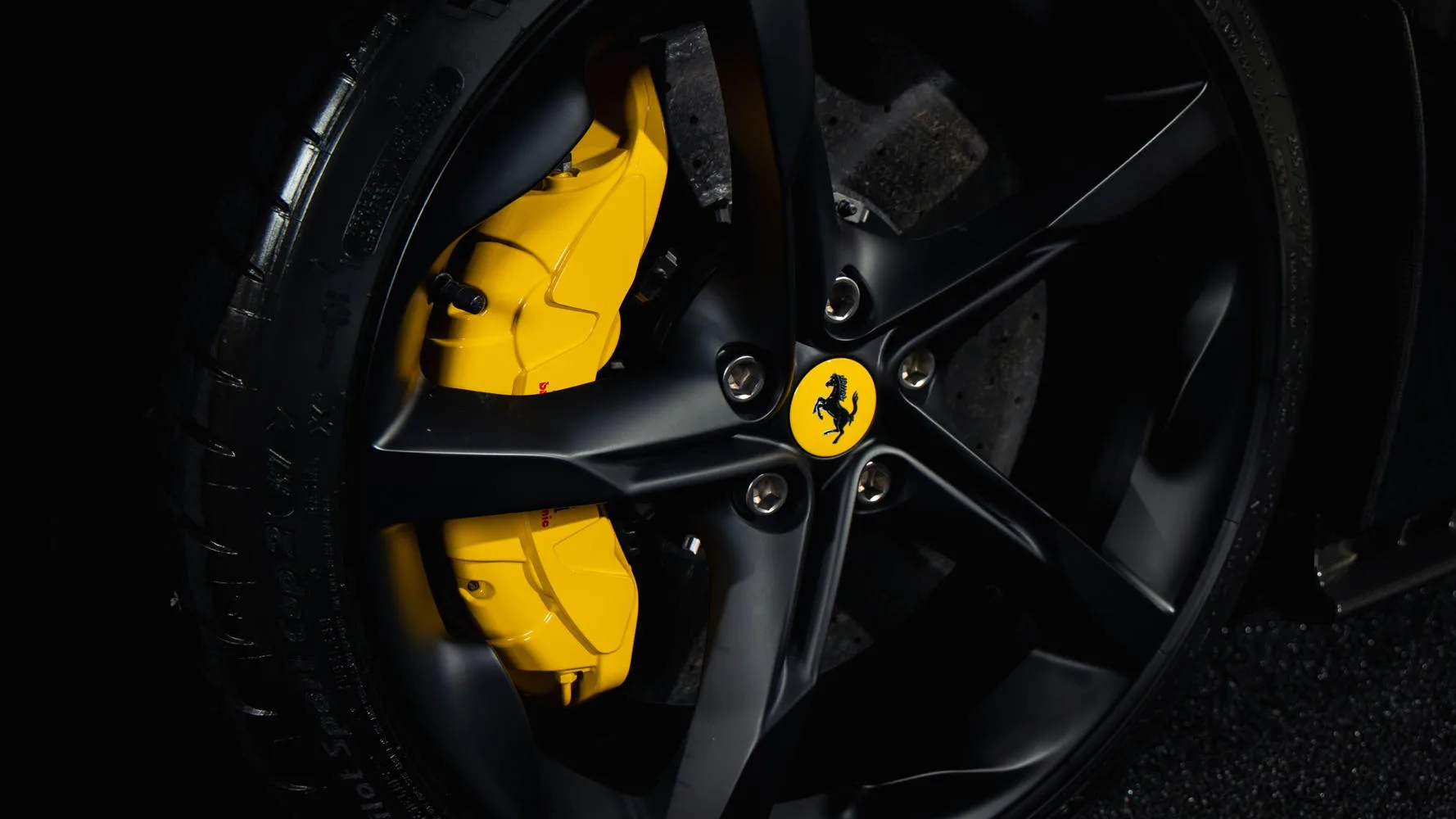 2021 Ferrari SF90 Stradale, 22/30
