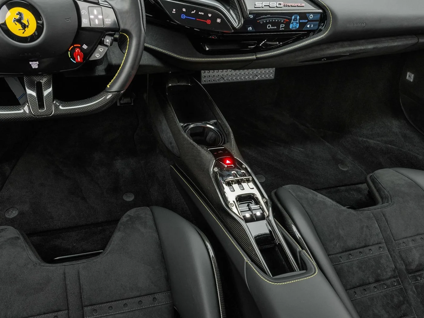 2021 Ferrari SF90 Stradale angeboten von einem Fachhändler in Böblingen, Deutschland, Foto 13 von 15
