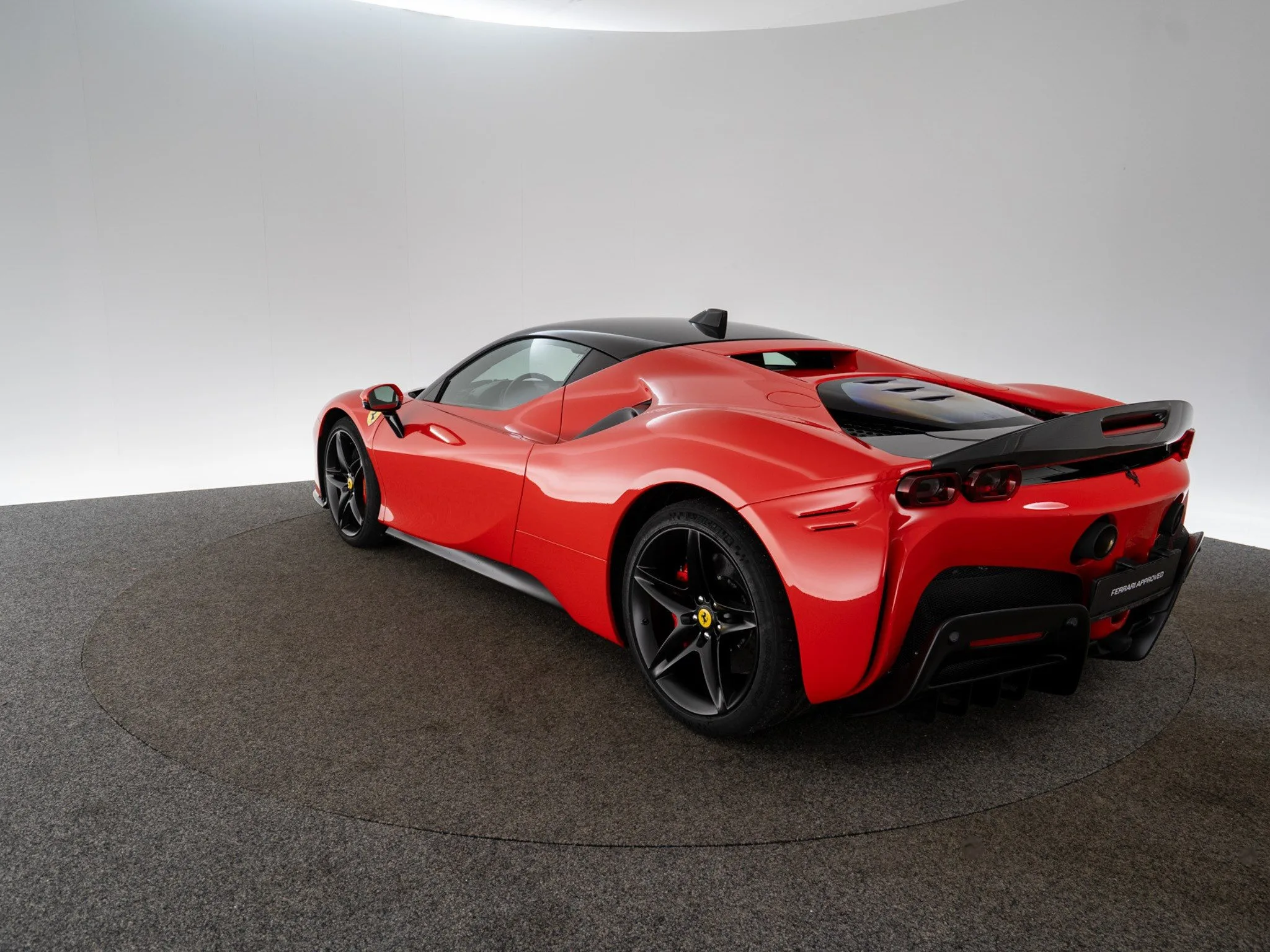 2021 Ferrari SF90 Stradale, 17/29