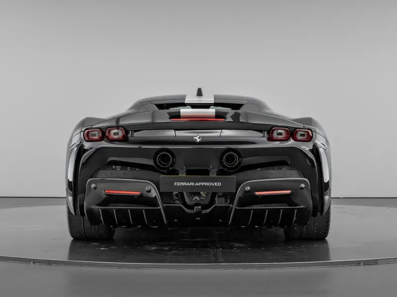 2021 Ferrari SF90 Stradale, 6/30