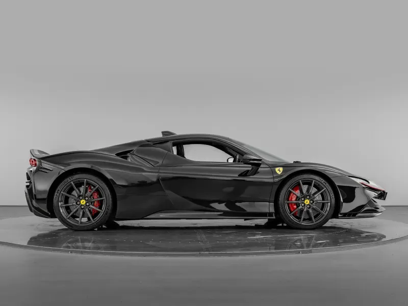 2021 Ferrari SF90 Stradale, 8/30