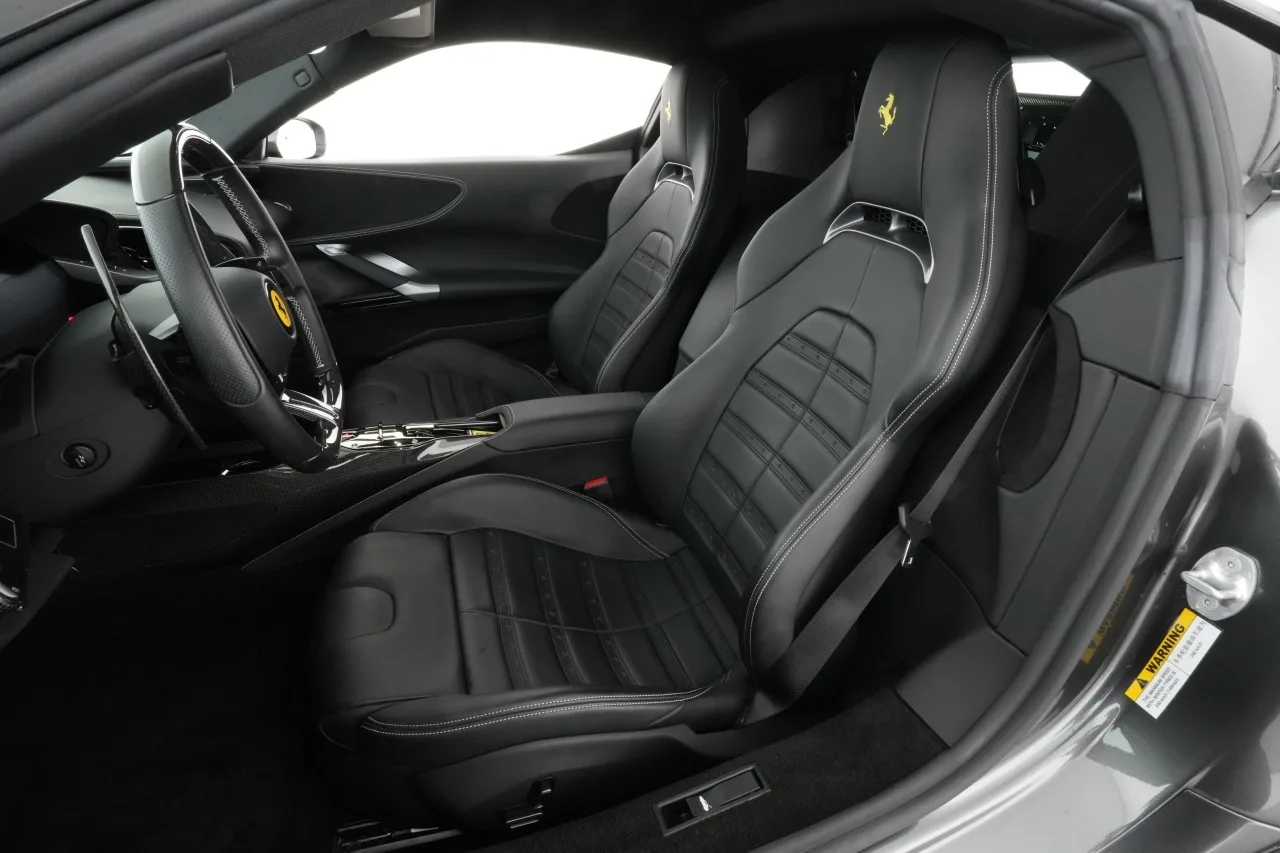 2021 Ferrari SF90 Stradale angeboten von einem Fachhändler in Meerbusch, Deutschland, Foto 6 von 6