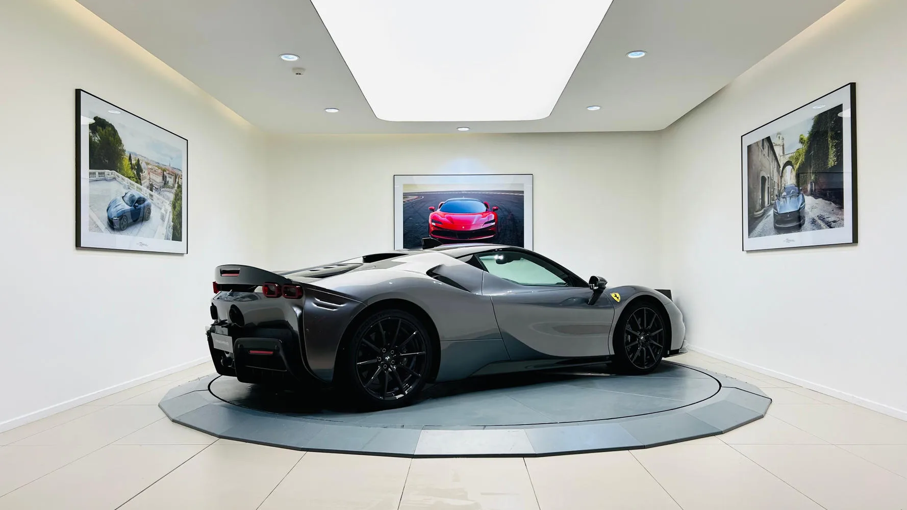 2021 Ferrari SF90 Stradale Assetto Fiorano, 3/30