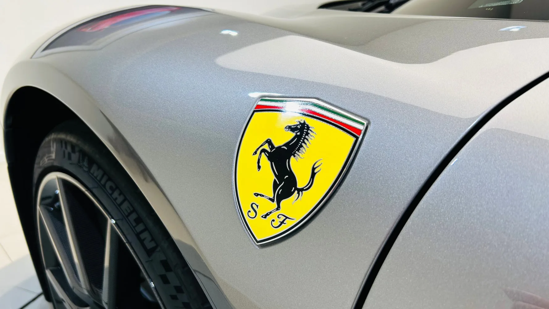 2021 Ferrari SF90 Stradale Assetto Fiorano, 23/30