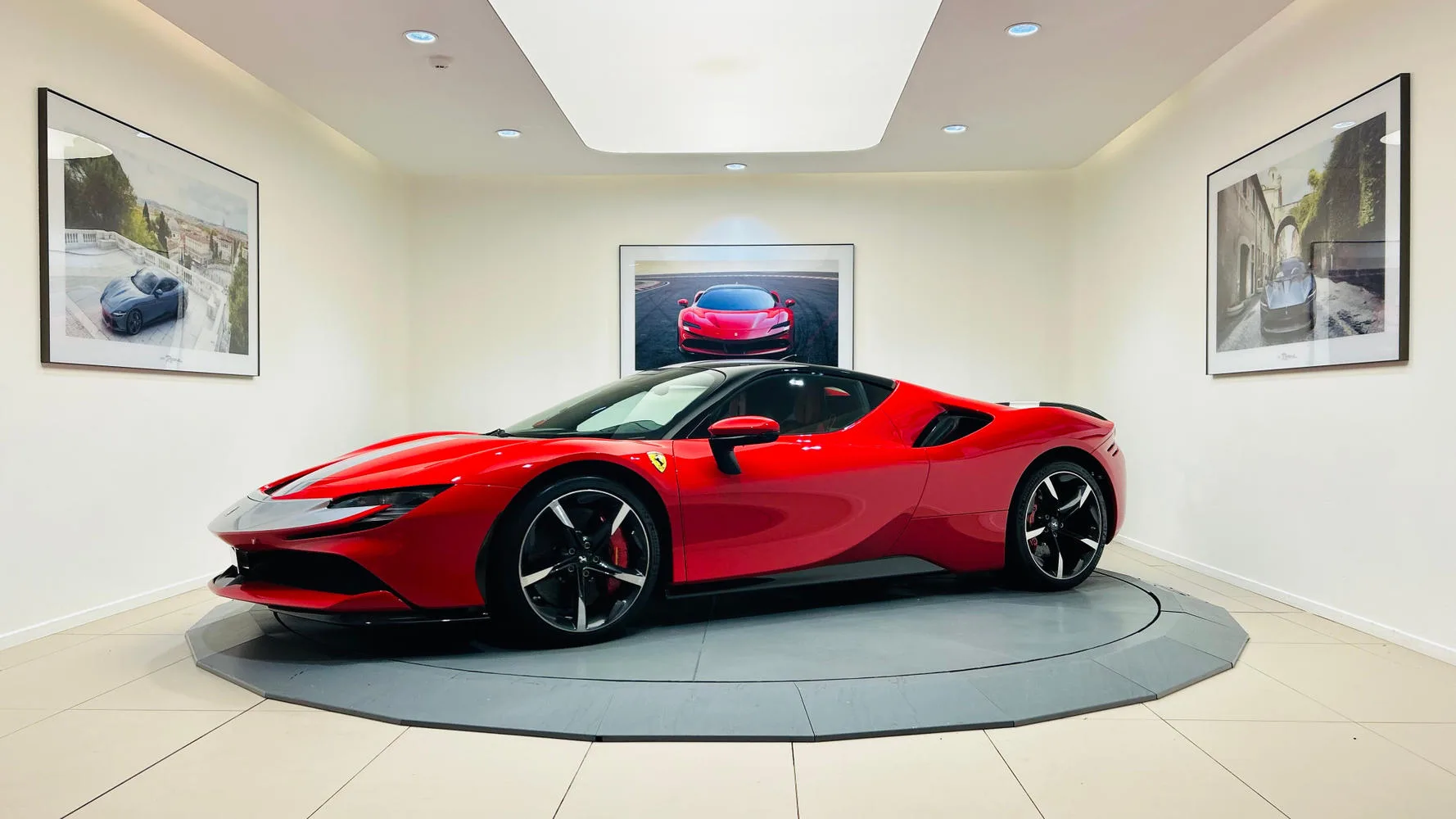 2021 Ferrari SF90 Stradale Assetto Fiorano, 2/30