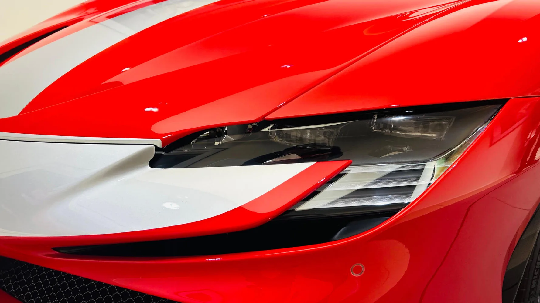 2021 Ferrari SF90 Stradale Assetto Fiorano, 9/30