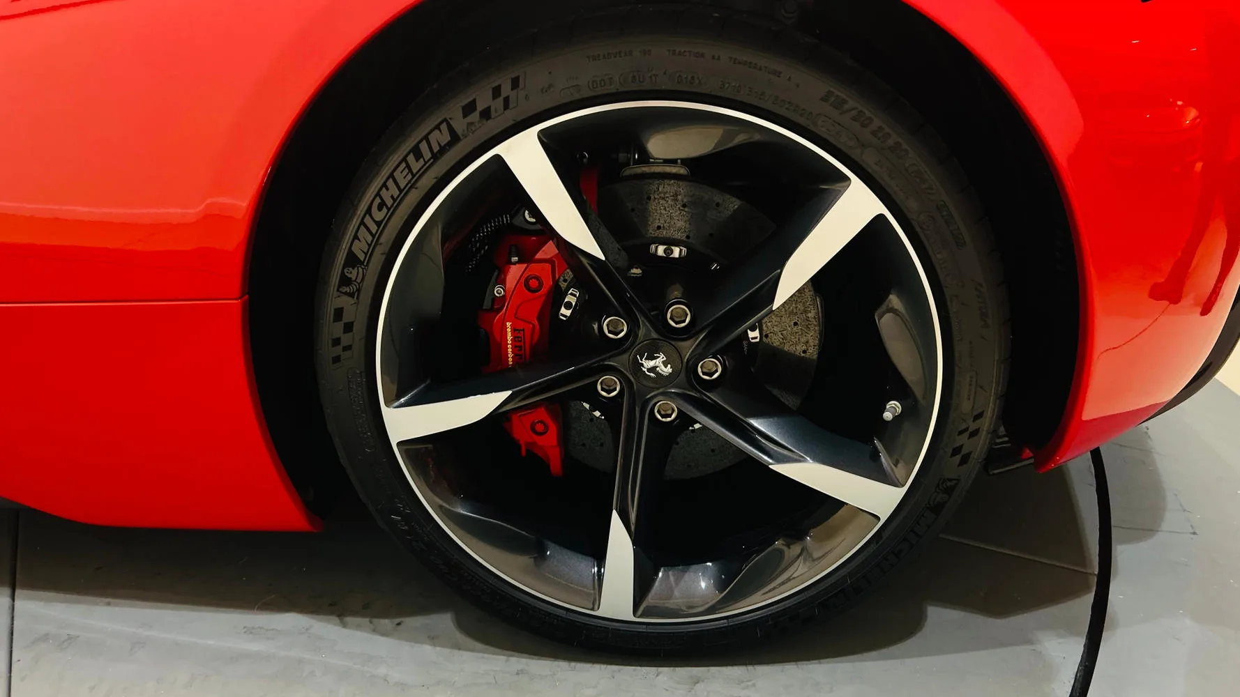 2021 Ferrari SF90 Stradale Assetto Fiorano, 17/30