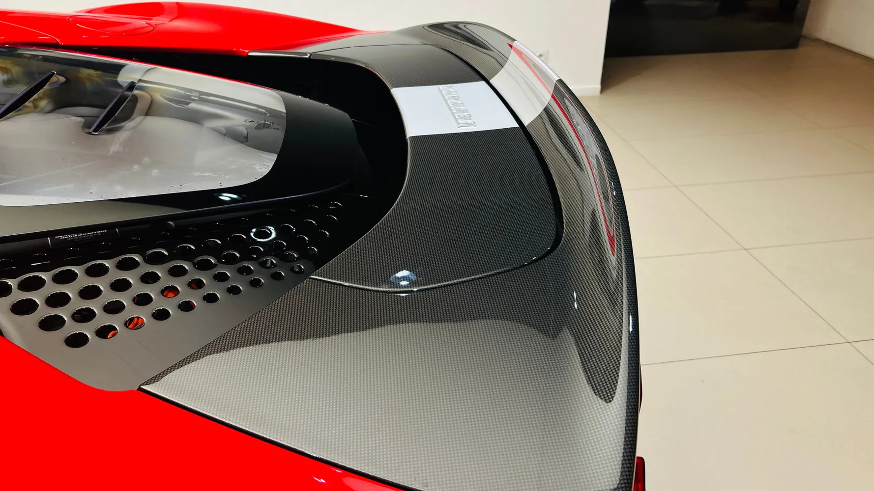 2021 Ferrari SF90 Stradale Assetto Fiorano, 21/30
