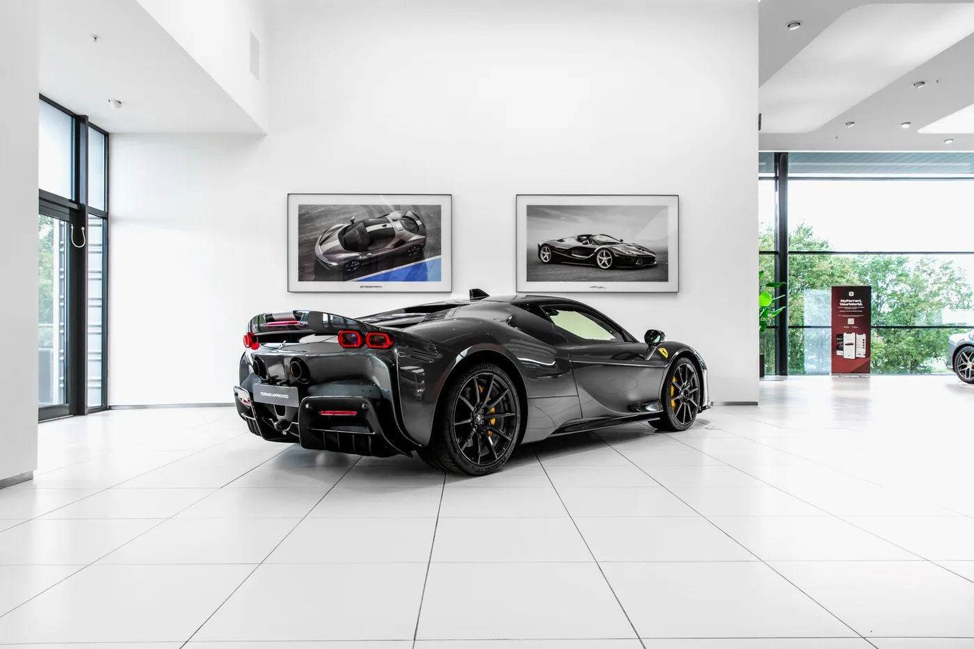2021 Ferrari SF90 Stradale offered by a specialist dealer in Hengelo, Netherlands, photo 3 of 15