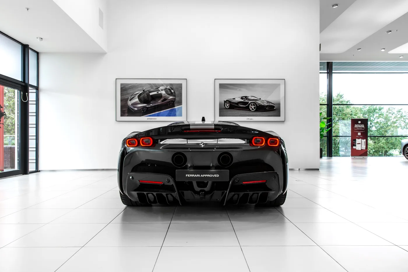 2021 Ferrari SF90 Stradale offered by a specialist dealer in Hengelo, Netherlands, photo 4 of 15