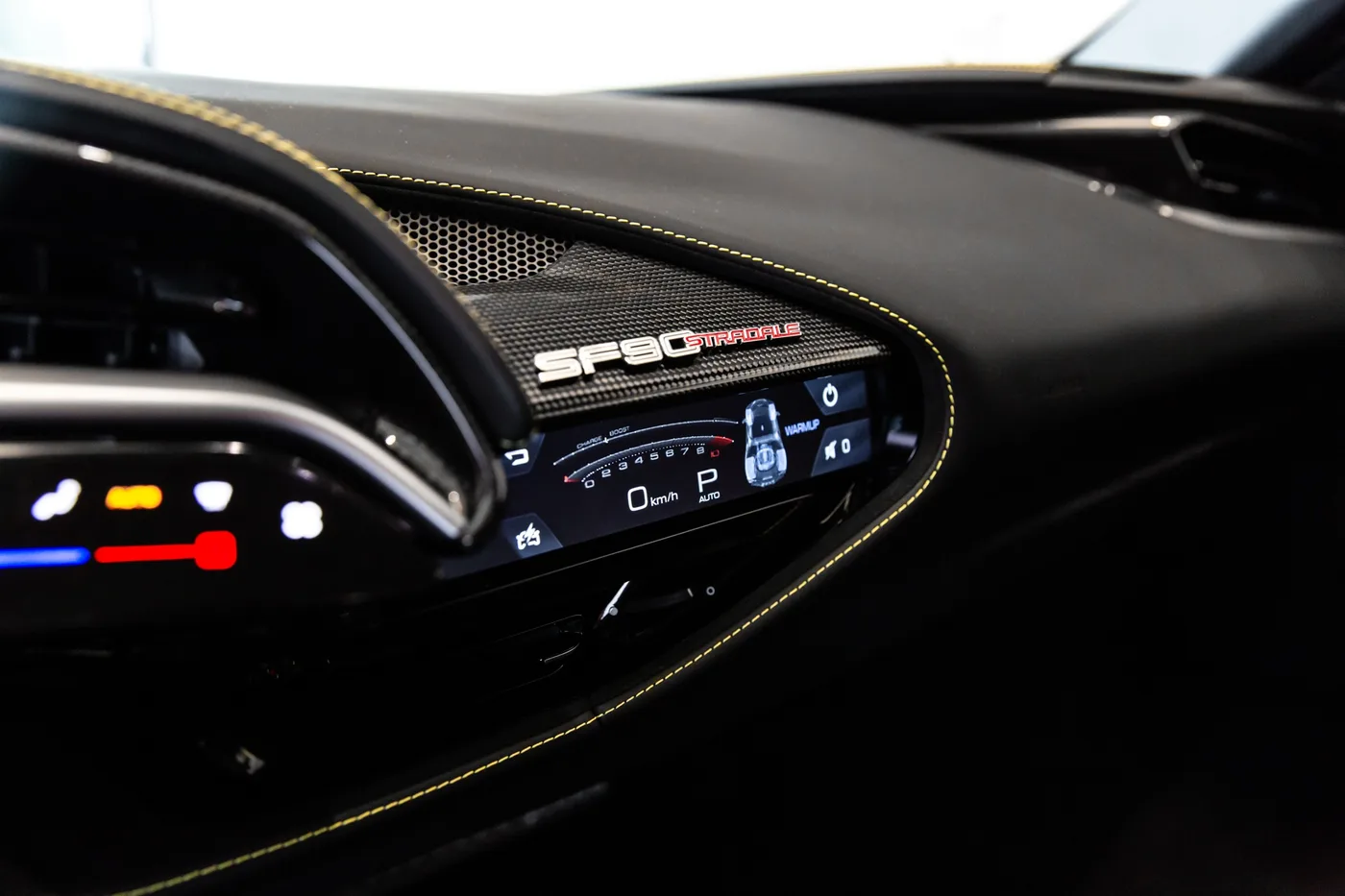 2021 Ferrari SF90 Stradale offered by a specialist dealer in Hengelo, Netherlands, photo 13 of 15
