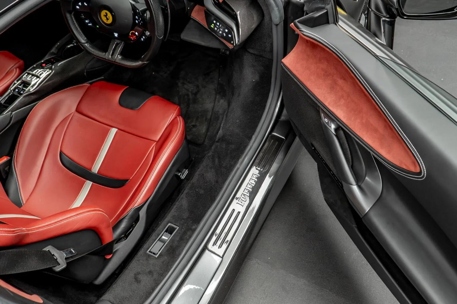 2021 Ferrari SF90 Stradale, 28/30