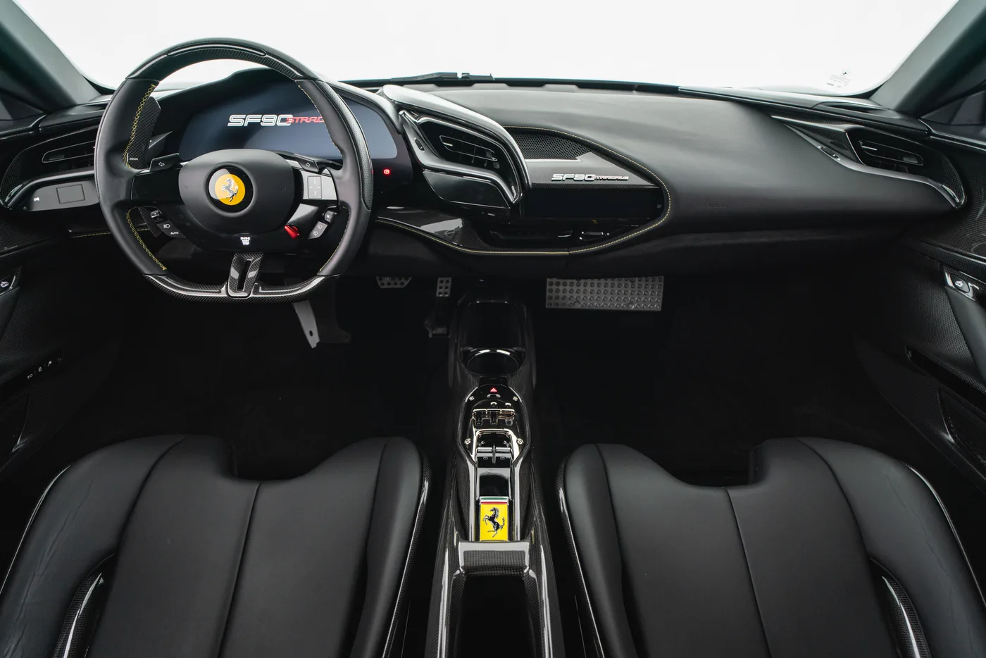 2021 Ferrari SF90 Stradale offered by a specialist dealer in Vösendorf, Austria, photo 5 of 15