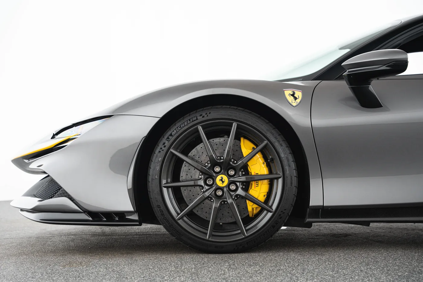 2021 Ferrari SF90 Stradale offered by a specialist dealer in Vösendorf, Austria, photo 7 of 15