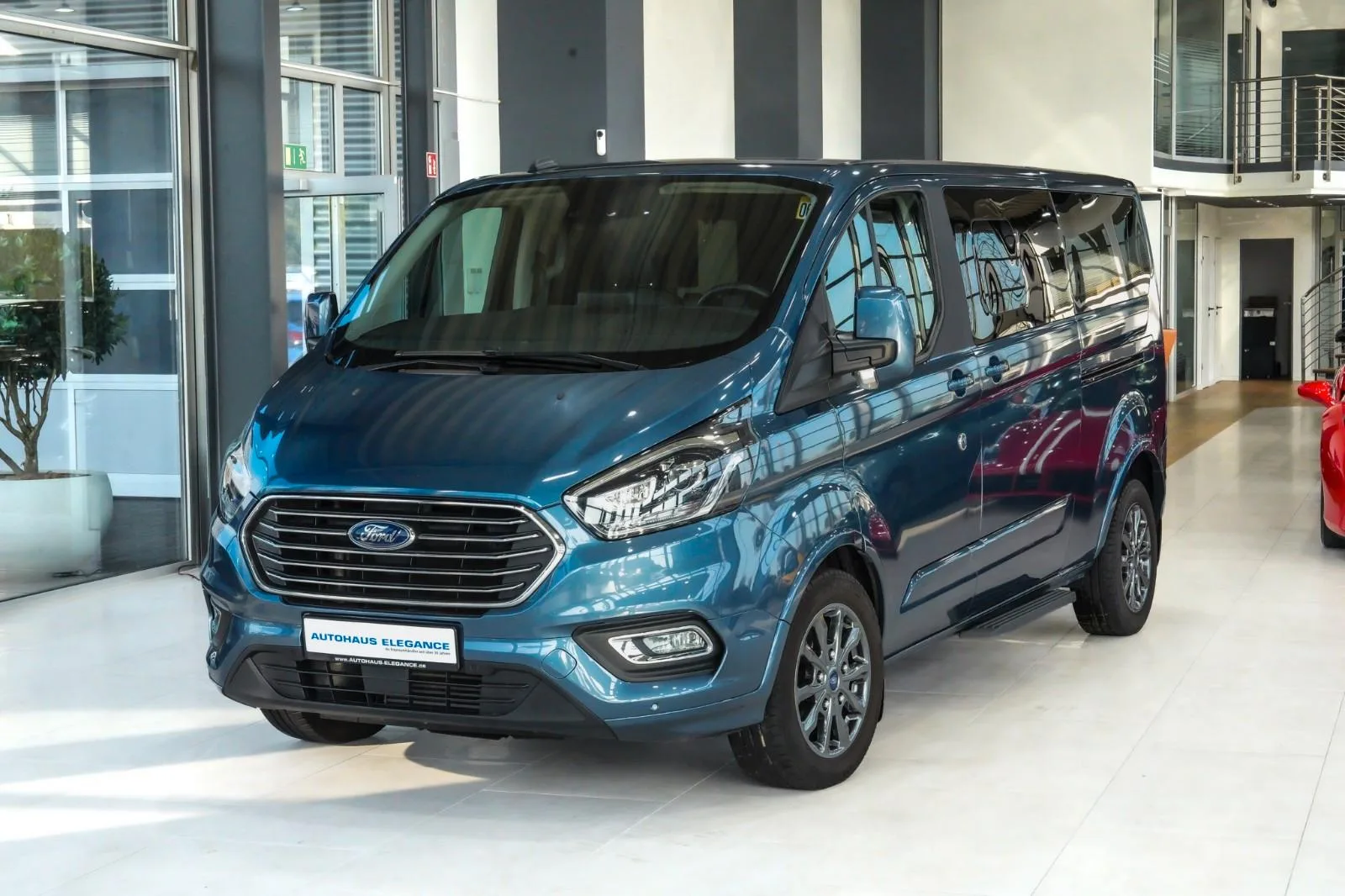 2021 Ford Tourneo Custom Titanium X, 7/29