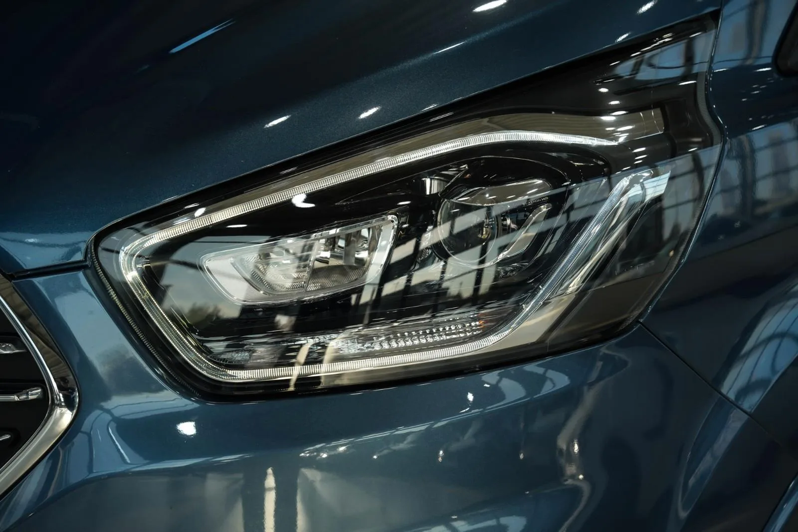 2021 Ford Tourneo Custom Titanium X, 10/29