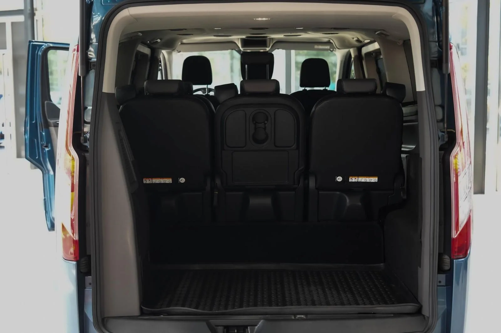 2021 Ford Tourneo Custom Titanium X, 11/29