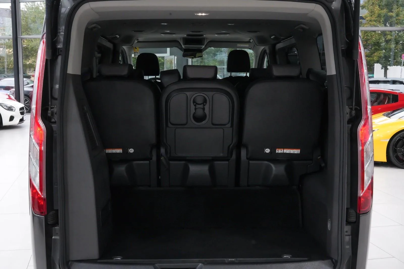 2021 Ford Tourneo Custom Titanium X, 12/30