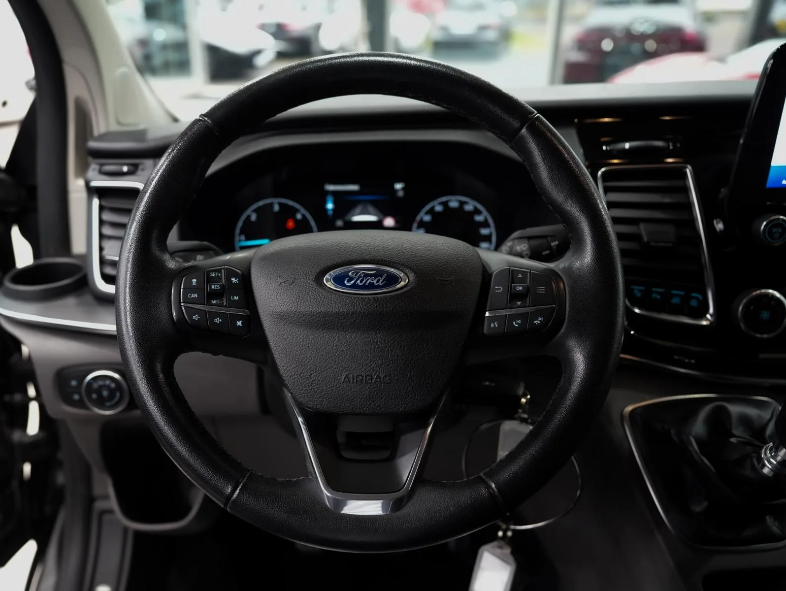 2021 Ford Tourneo Custom Titanium X, 18/30
