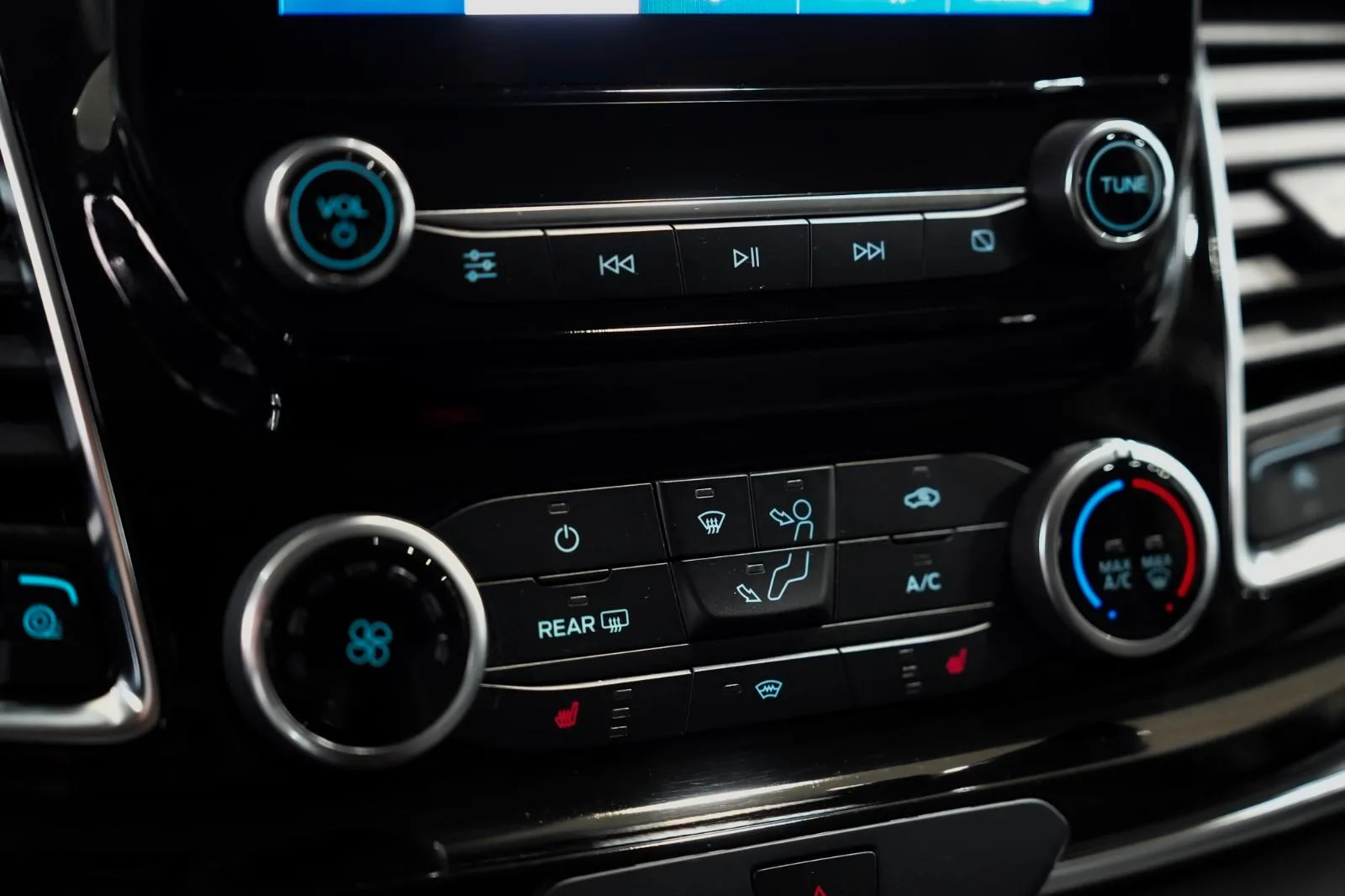 2021 Ford Tourneo Custom Titanium X, 26/30