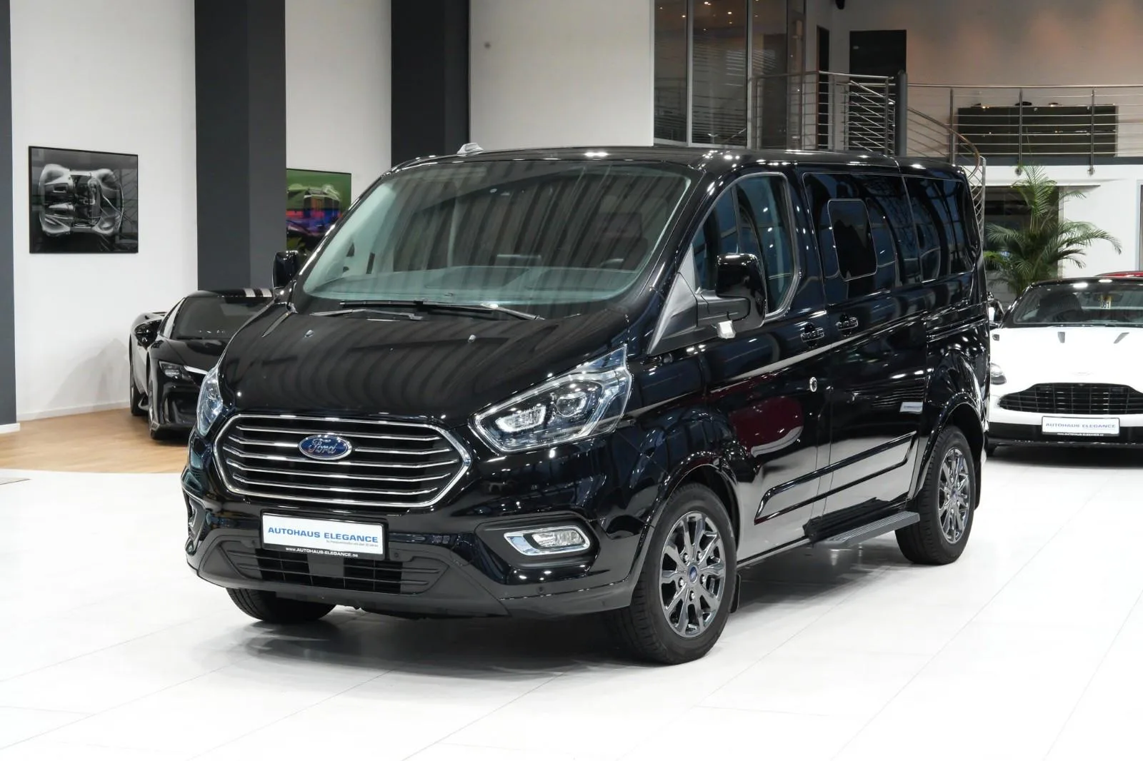 2021 Ford Tourneo Custom Titanium X, 4/29