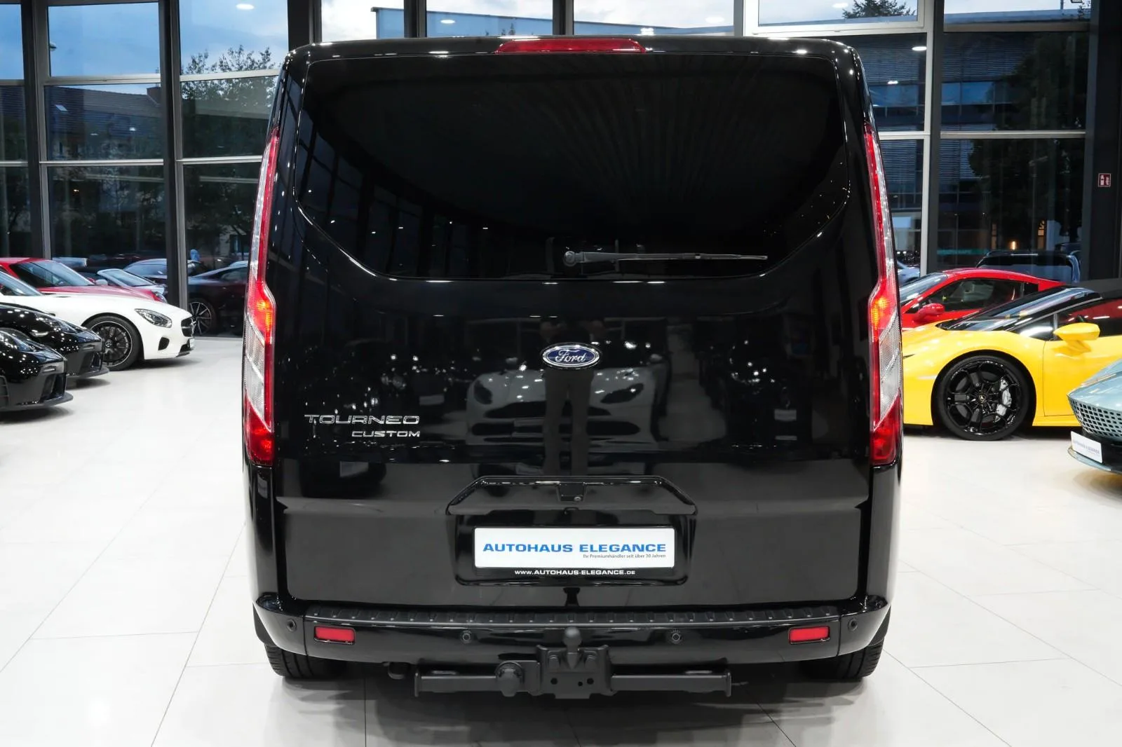 2021 Ford Tourneo Custom Titanium X, 6/29